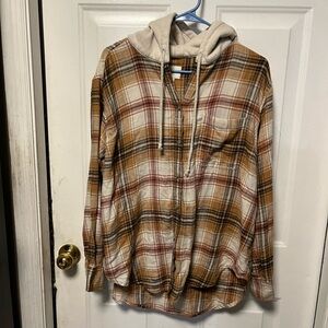 American Eagle Outfitters Plaid soft flannel Shirt in Tan and Brown with hood